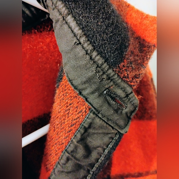 Vintage Women’s Woolrich Buffalo Plaid Heavy Wool Shirt Jacket Size: 16 (Large) - Picture 7 of 12